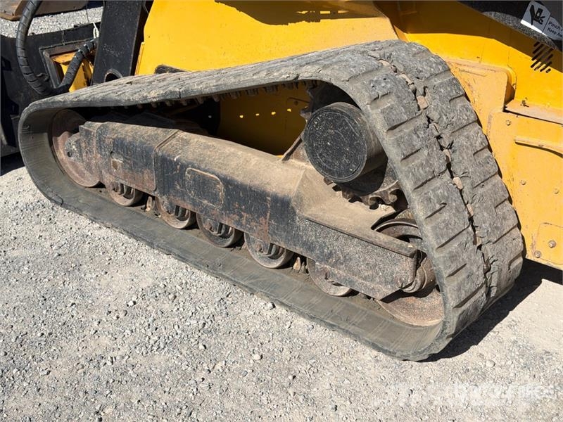 John Deere 329E Kompaktlastare