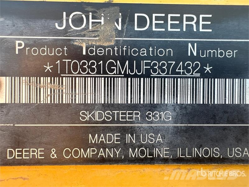 John Deere 331G لوادر انزلاقية التوجيه