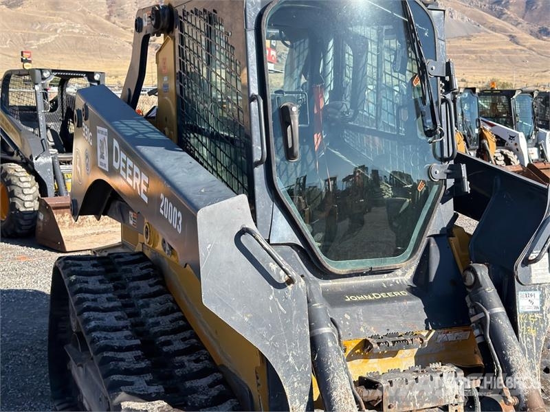John Deere 331G Ładowarki burtowe