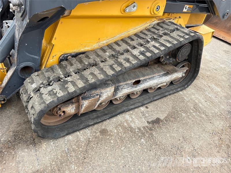 John Deere 331G Minicargadoras