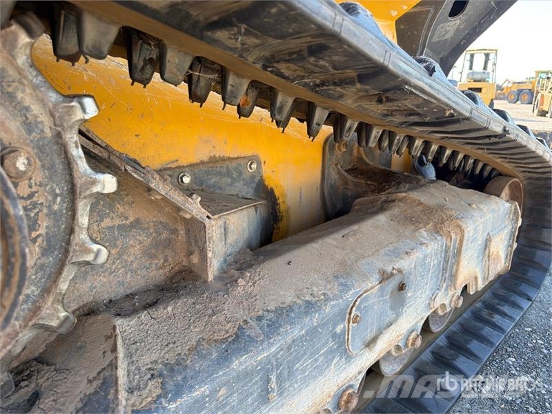 John Deere 331G Ładowarki burtowe