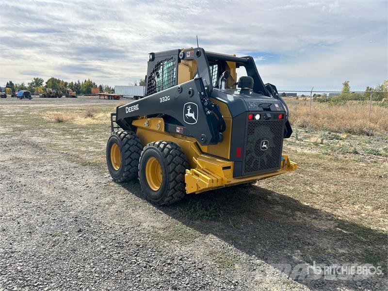 John Deere 332G Kompaktlader