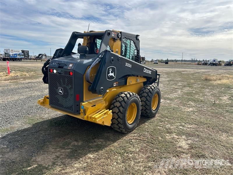 John Deere 332G Kompaktlader