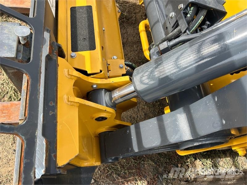 John Deere 332G Kompaktlader