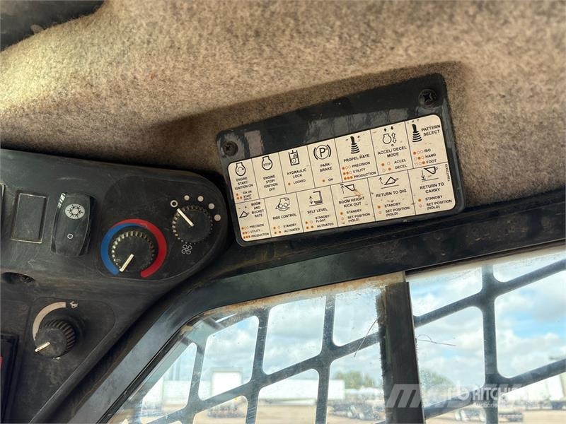 John Deere 333G Minicargadoras