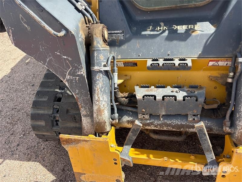 John Deere 333G Minicargadoras