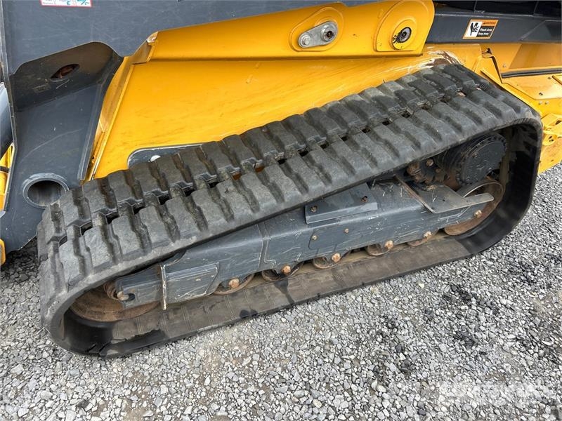 John Deere 335 P-Tier Two-Speed High Flow Compact Track Loade Skid steer loaders