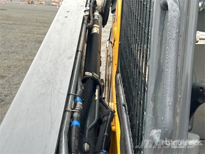 John Deere 335 P-Tier Two-Speed High Flow Compact Track Loade Skid steer loaders