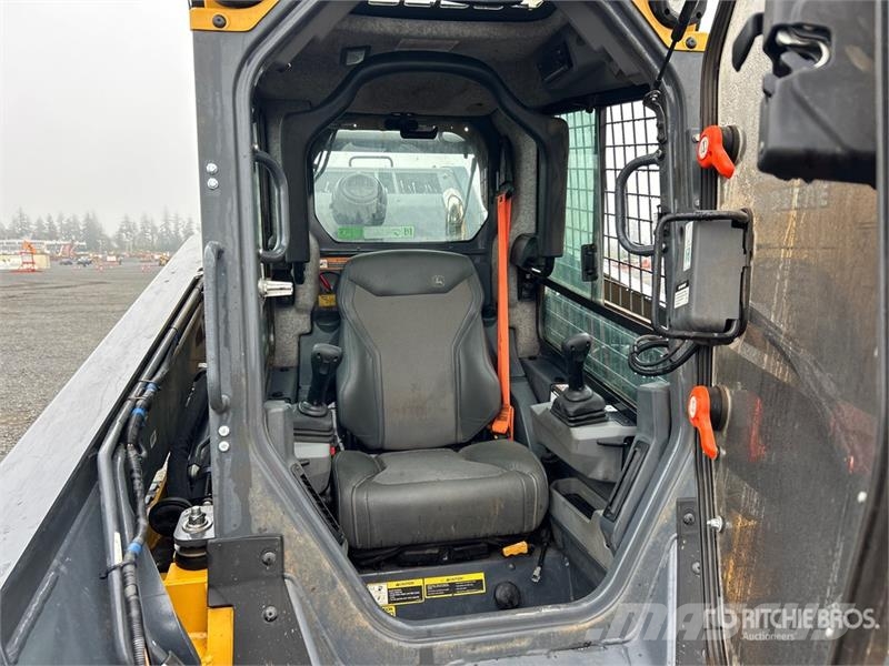 John Deere 335 P-Tier Two-Speed High Flow Compact Track Loade Skid steer loaders