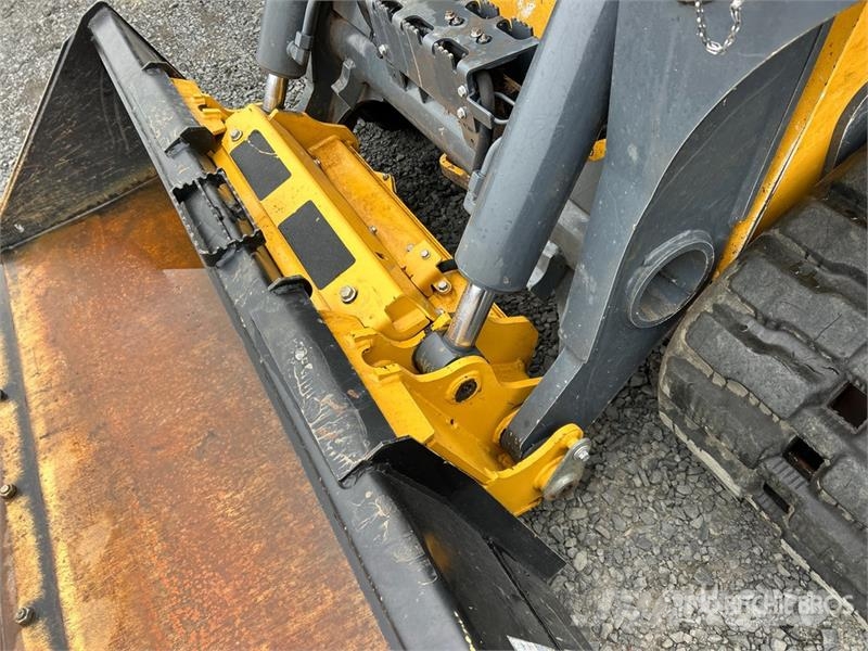 John Deere 335 P-Tier Two-Speed High Flow Compact Track Loade Skid steer loaders