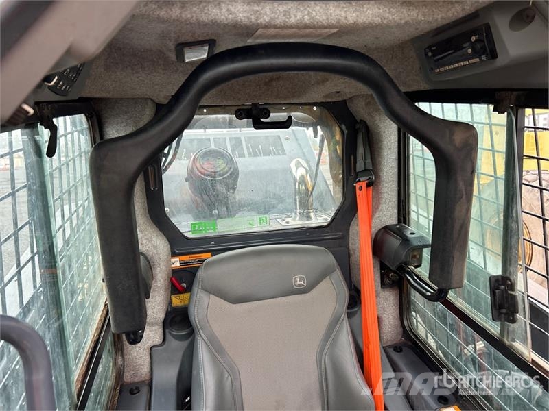 John Deere 335 P-Tier Two-Speed High Flow Compact Track Loade Skid steer loaders