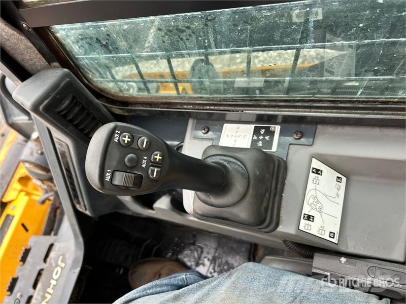 John Deere 335 P-Tier Two-Speed High Flow Compact Track Loade Skid steer loaders