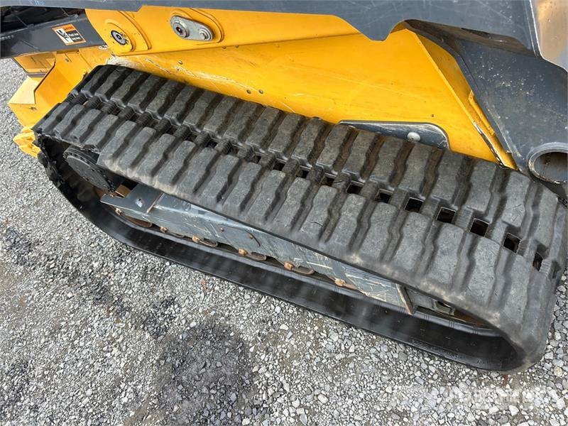 John Deere 335 P-Tier Two-Speed High Flow Compact Track Loade Skid steer loaders
