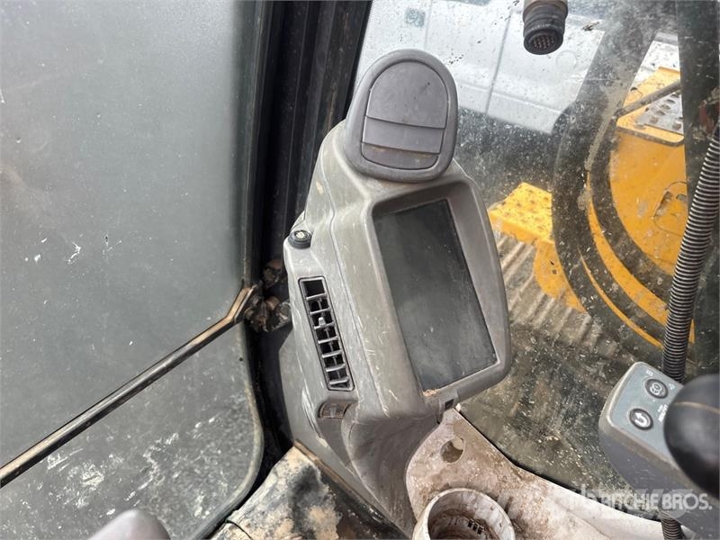 John Deere 345G LC Tracked Excavator Gravemaskiner på larvebånd