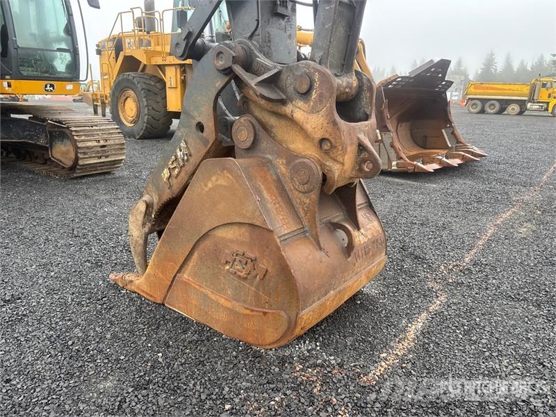 John Deere 345G LC Tracked Excavator Gravemaskiner på larvebånd