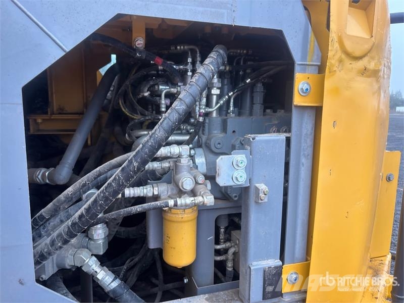 John Deere 345G LC Tracked Excavator Gravemaskiner på larvebånd