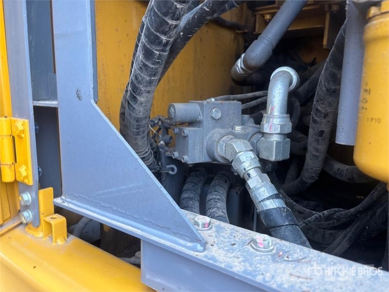 John Deere 345G LC Tracked Excavator Gravemaskiner på larvebånd