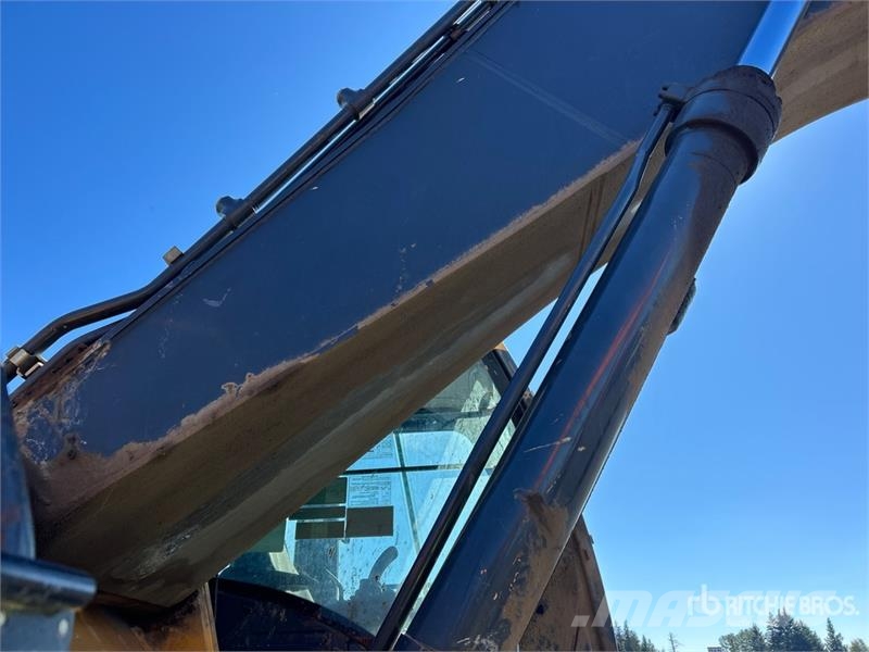 John Deere 350G LC Tracked Excavator حفارات زحافة