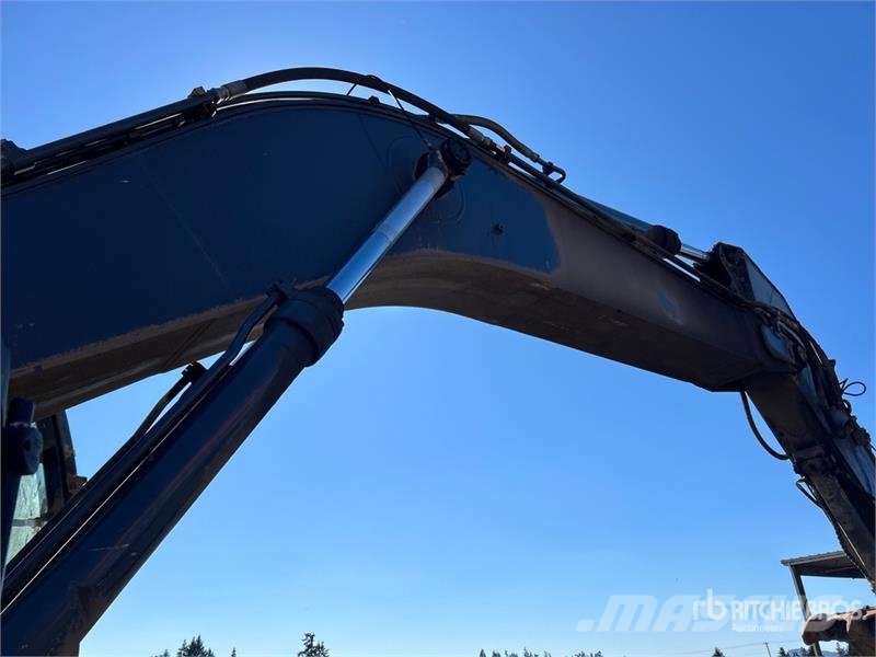 John Deere 350G LC Tracked Excavator حفارات زحافة