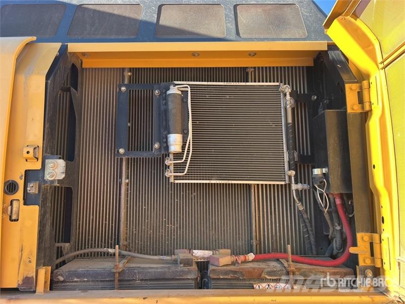 John Deere 350GLC Tracked Excavator Rupsgraafmachines