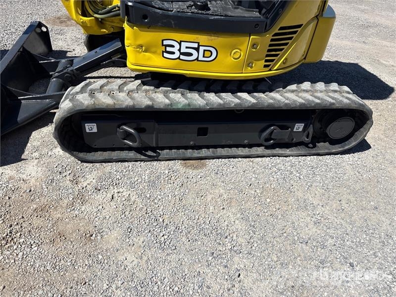 John Deere 35D Mini kotrók < 7t