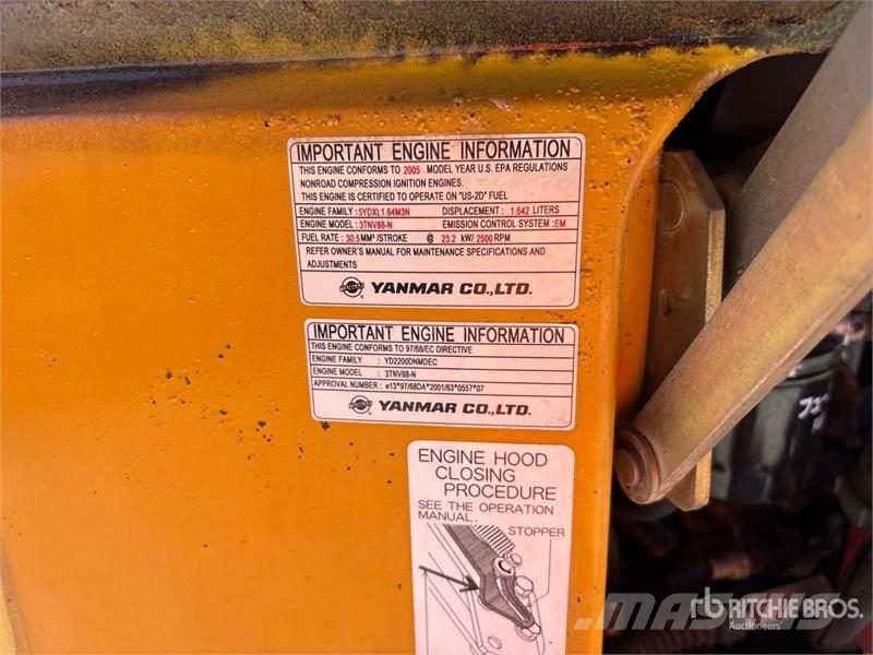 John Deere 35D Mini kotrók < 7t