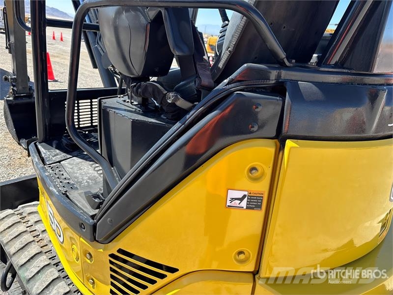 John Deere 35D Mini kotrók < 7t