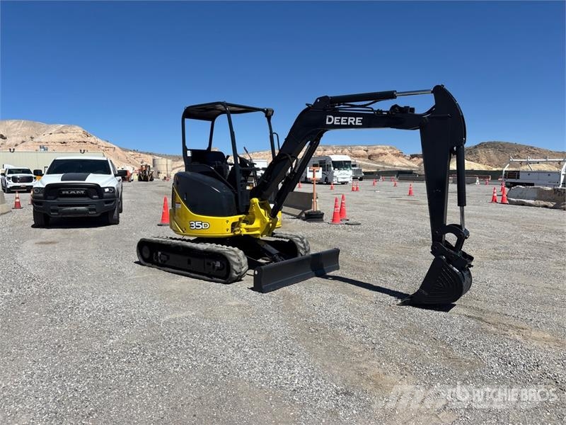 John Deere 35D Mini kotrók < 7t