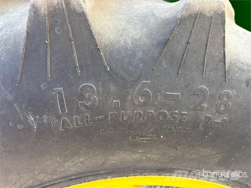John Deere 4066M 4WD Utility Tractor Micro tracteur