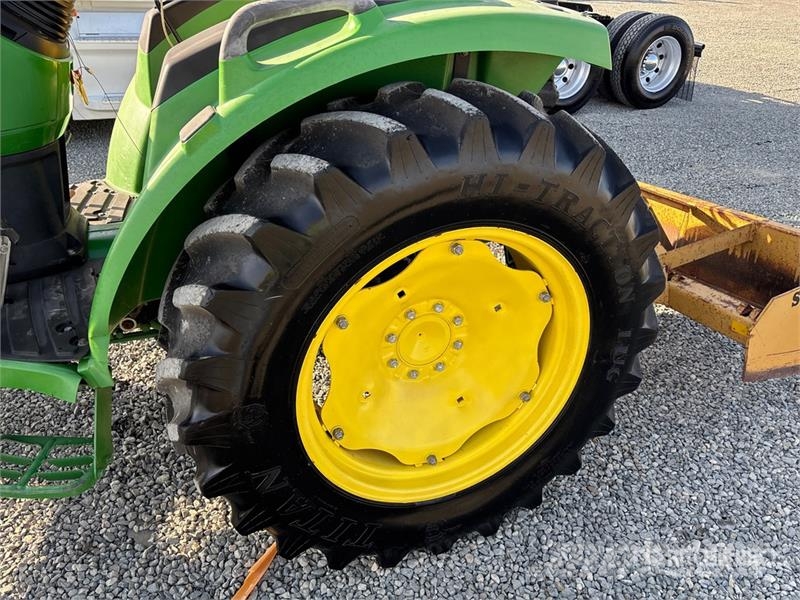 John Deere 4066M 4WD Utility Tractor Kompakt traktorok
