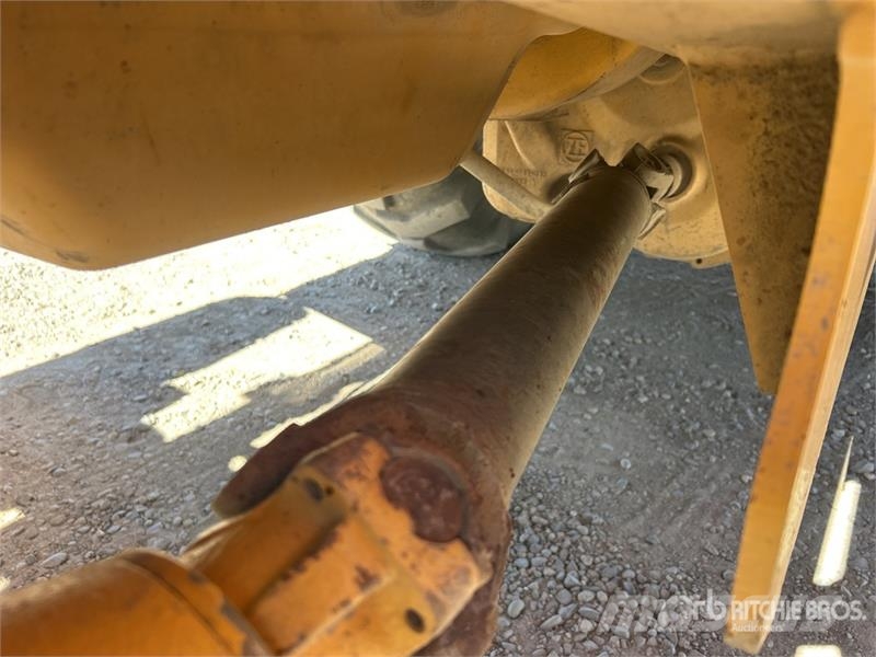 John Deere 410G Retroescavadeiras