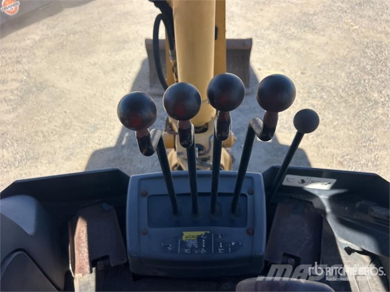 John Deere 410G Retroescavadeiras