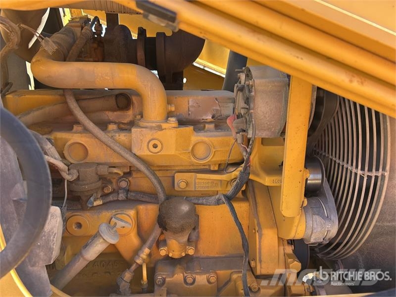 John Deere 410G Retroescavadeiras