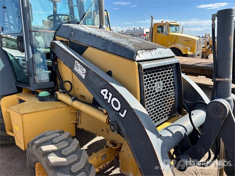 John Deere 410J Rýpadlo-nakladače