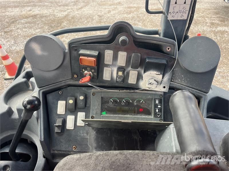 John Deere 410J Kazıcı yükleyiciler - beko loder