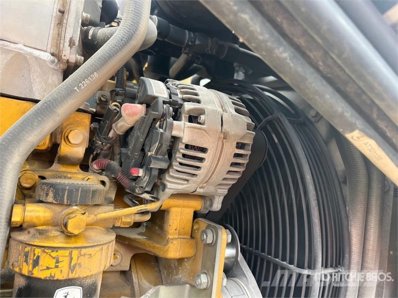 John Deere 410J Kazıcı yükleyiciler - beko loder