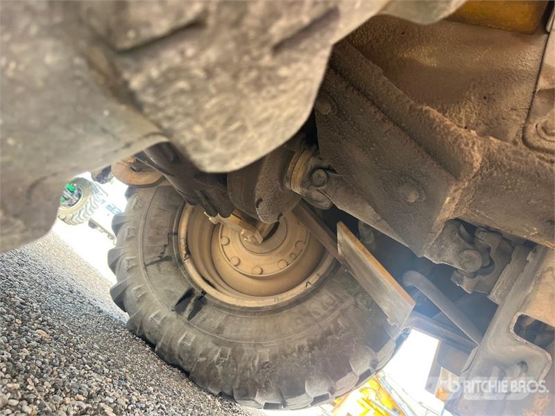 John Deere 410J Kazıcı yükleyiciler - beko loder