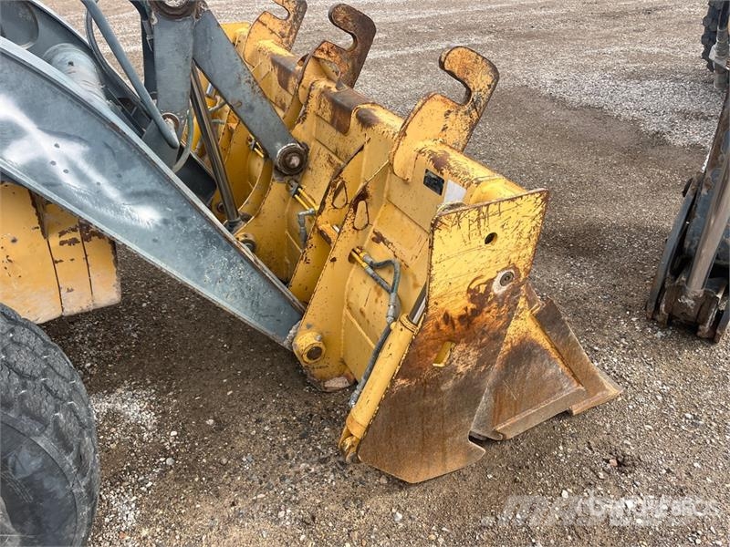 John Deere 410J Kazıcı yükleyiciler - beko loder