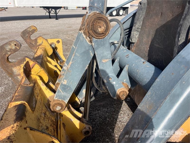 John Deere 410K Εκσκαφείς Φορτωτές τύπου JCB