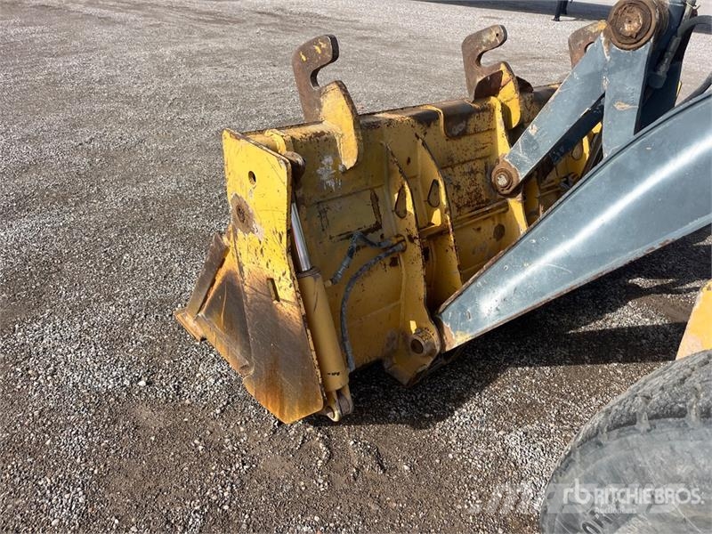 John Deere 410K Εκσκαφείς Φορτωτές τύπου JCB