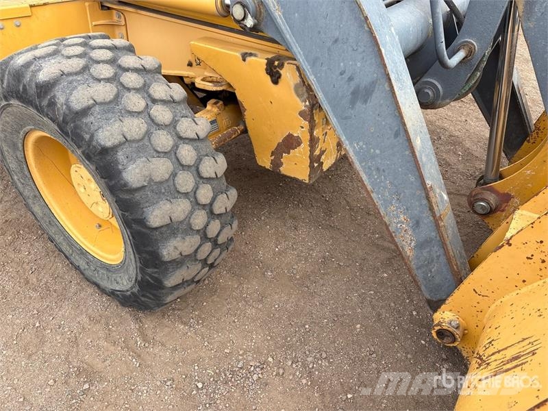 John Deere 410L Retrocargadoras