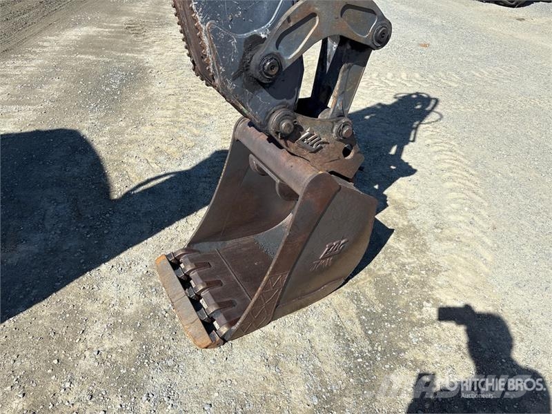 John Deere 410L لوادر ذات جرافات عكسية