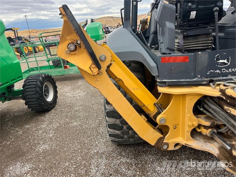 John Deere 410L Ekskavaatorlaadurid
