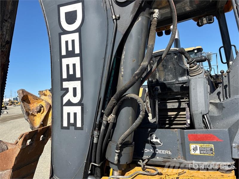 John Deere 410L لوادر ذات جرافات عكسية