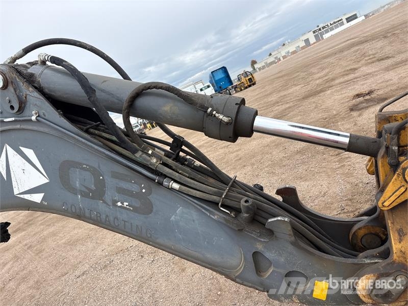 John Deere 410L Retrocargadoras