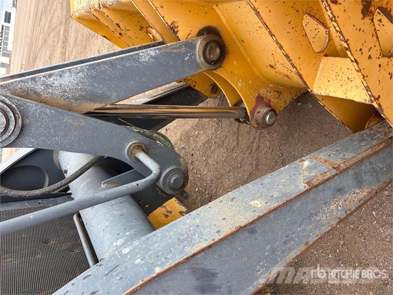 John Deere 410L Retrocargadoras