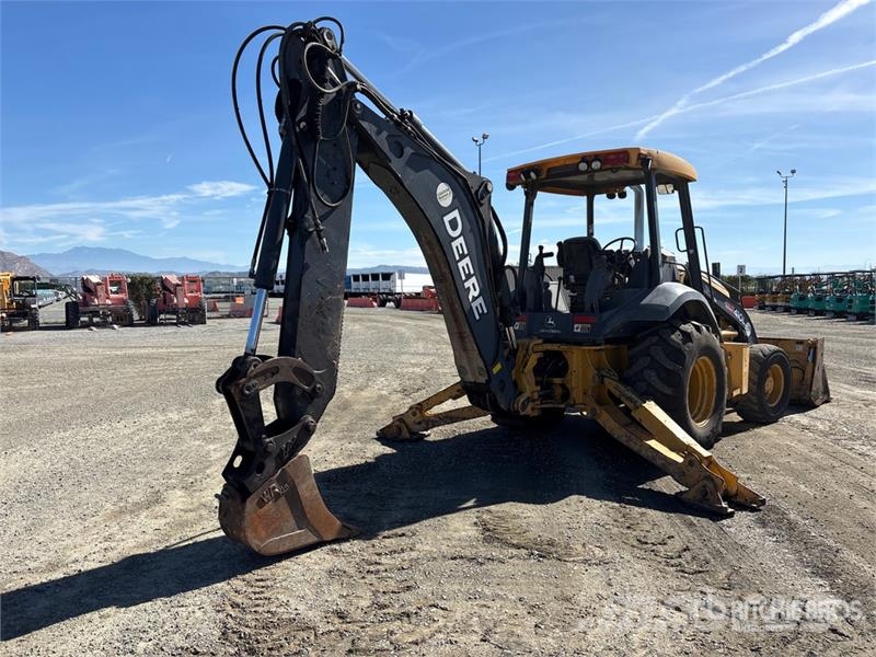 John Deere 410L لوادر ذات جرافات عكسية