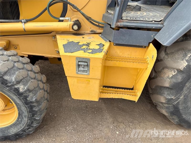 John Deere 410L Retrocargadoras