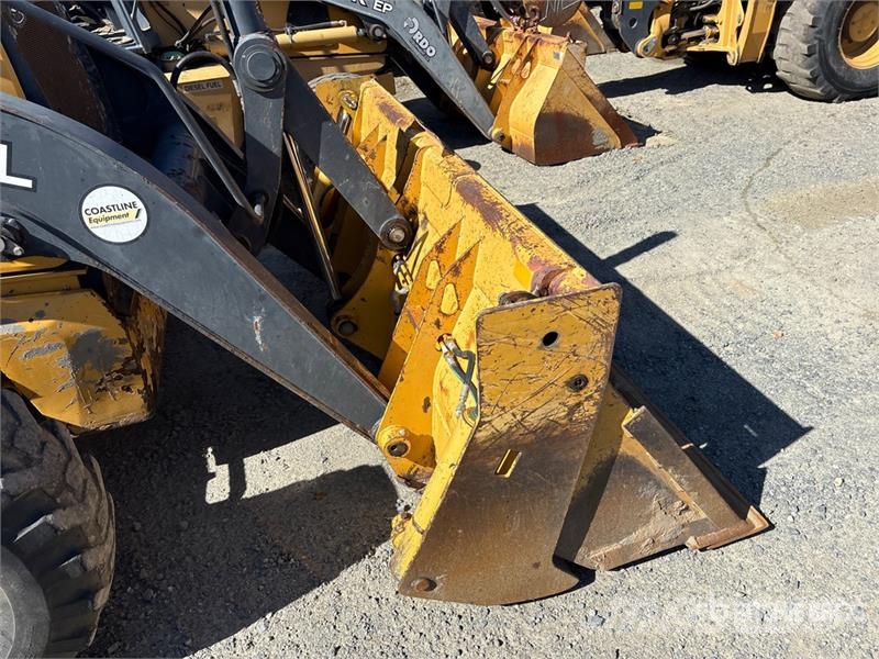 John Deere 410L لوادر ذات جرافات عكسية