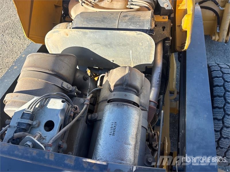 John Deere 410L Graaf-laadcombinaties